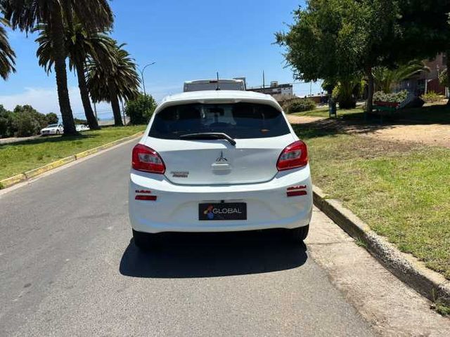 Mitsubishi MIRAGE GLS 1.2 2019