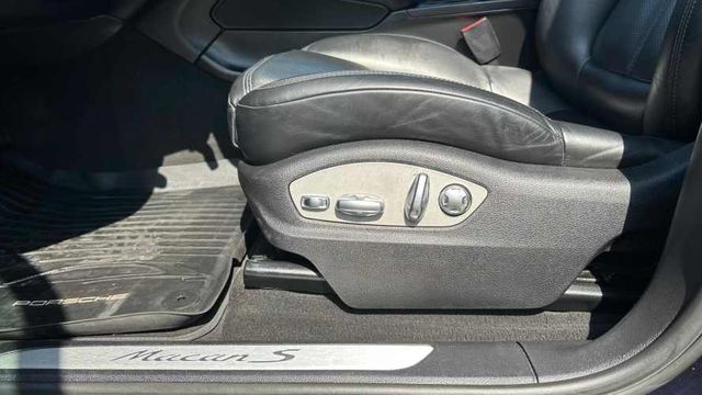 Porsche Macan S 3.0 4X4 AT (2021)