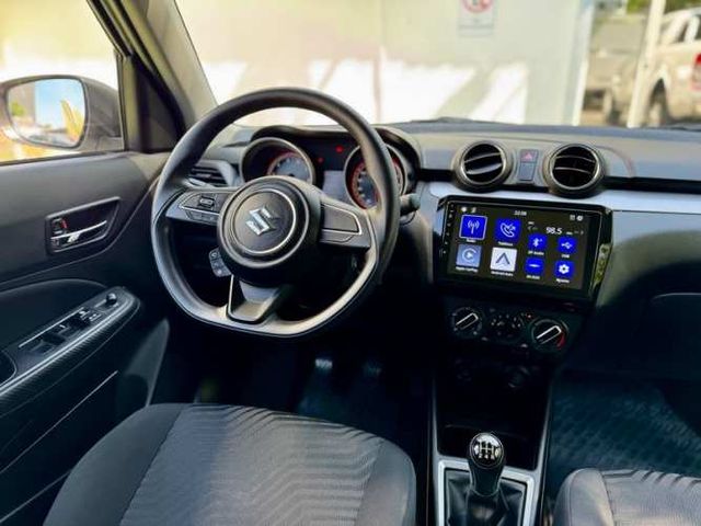SUZUKI SWIFT 1.2 GL AC - 2024 | 3485