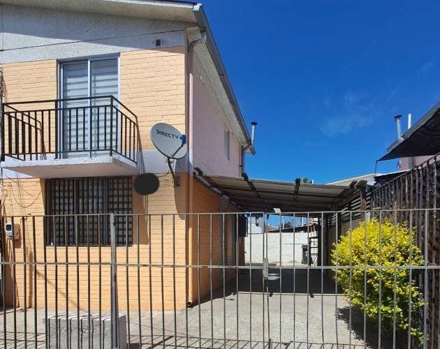 Arriendo casa Lampa Centro $400000 más mes de garantía
