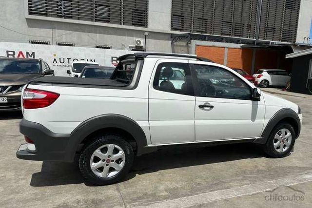 Fiat Strada 1.4 Manual Manual Trekking