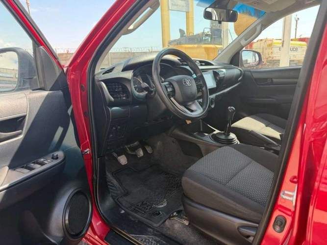 TOYOTA HILUX 2022