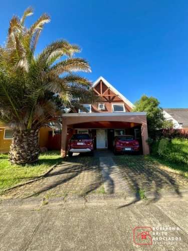 Casa Amplia con Excelente Conectividad (134117)