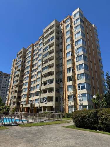 Moderno y Amplio Departamento (134120)