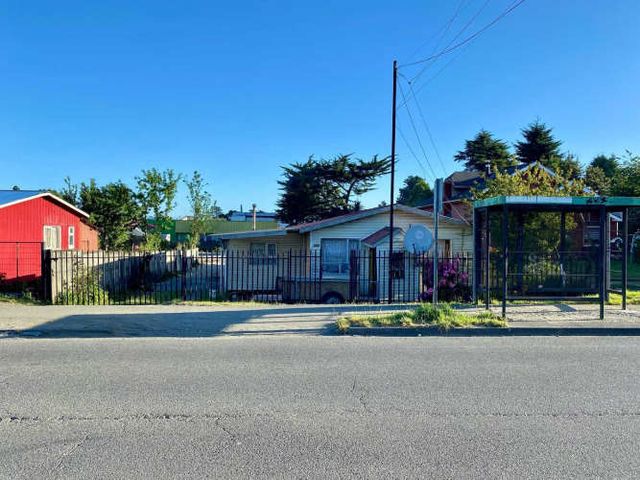 Terreno Amplio con Potencial de Inversión (134131)