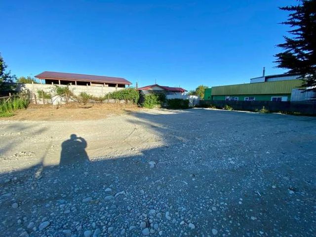 Terreno Amplio con Potencial de Inversión (134131)