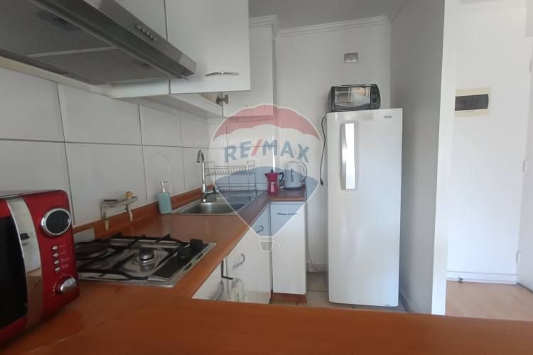 Super amoblado 2d/2b san isidro/sta. isabel