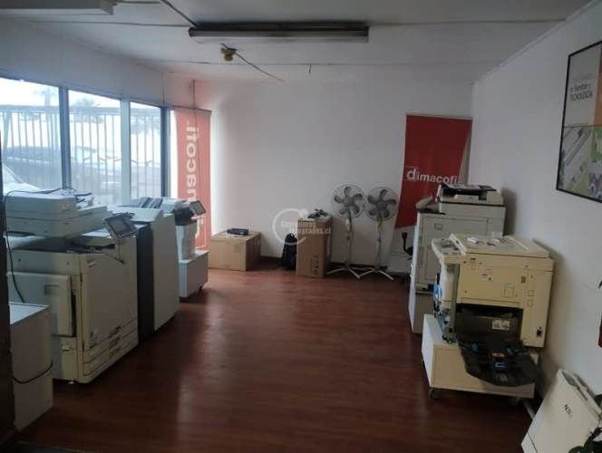 LOCAL COMERCIAL Av Ejercito 38 ARRIENDO $ 3.500.000