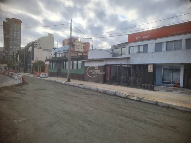 LOCAL COMERCIAL Av Ejercito 38 ARRIENDO $ 3.500.000