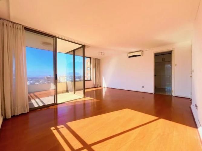 DEPTO 3D/2B EN LAS CONDES CON 3 ESTACIONAMIENTOS