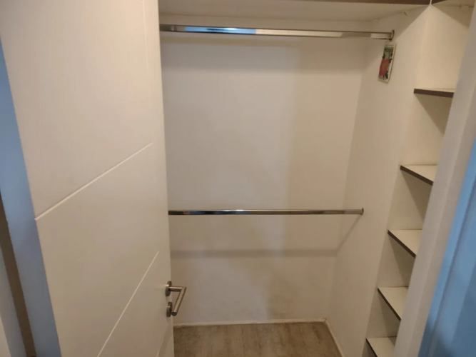 SECTOR TRANQUILO Y AGRADABLE,  A 4 CUADRAS METRO