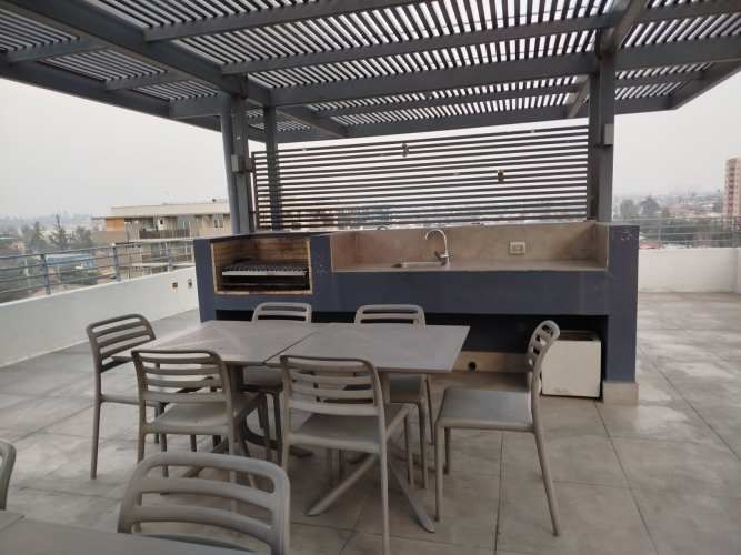 SECTOR TRANQUILO Y AGRADABLE,  A 4 CUADRAS METRO