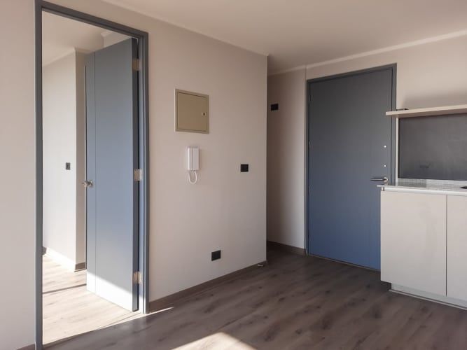 Departamento En La Cisterna Con Estacionamiento Y Bodega