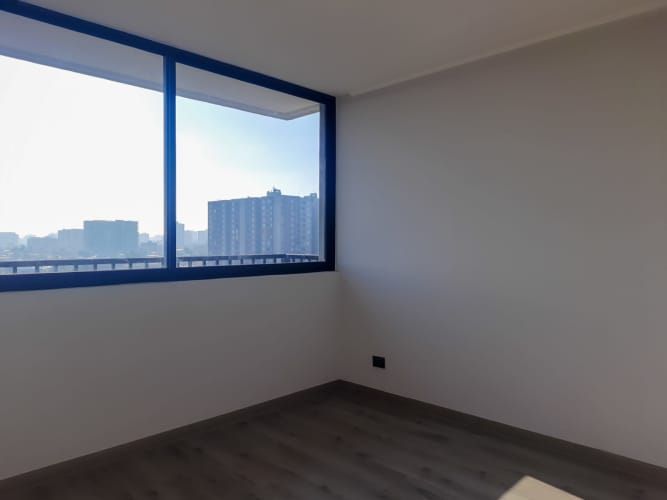 Departamento En La Cisterna Con Estacionamiento Y Bodega