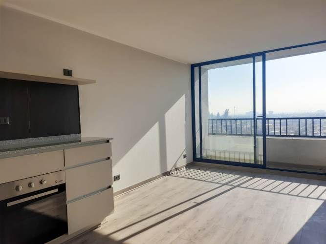 Departamento En La Cisterna Con Estacionamiento Y Bodega