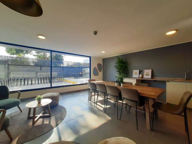 Departamento En La Cisterna Con Estacionamiento Y Bodega