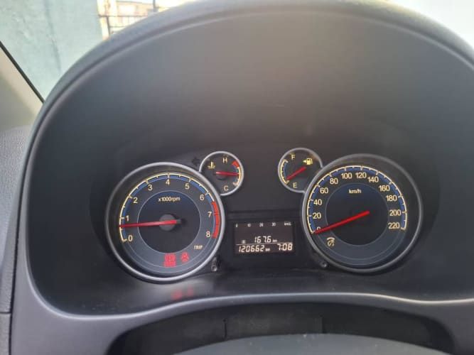 Suzuki sx4 120mil kms 2014