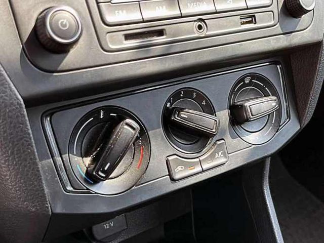 VOLKSWAGEN VOYAGE 2022