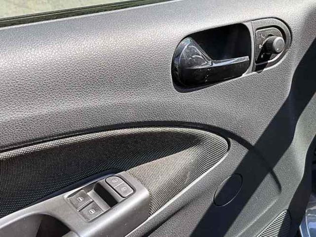 VOLKSWAGEN VOYAGE 2022