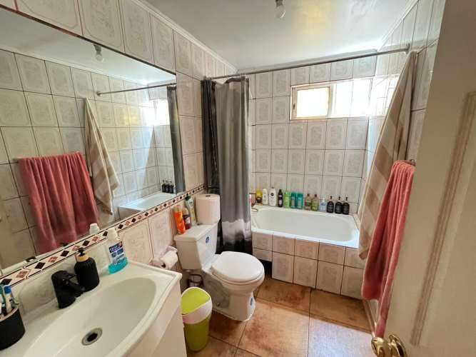 Casa en venta en Psj Toconce a pasos de Av. Salvador Allende