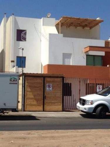 GRAN CASA 3Pisos 4Dorms 4Bñs Estacionan