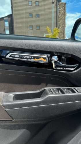 Chevrolet Colorado 2.8TD Auto High Country 4WD