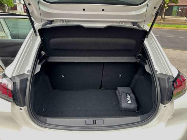 PEUGEOT 208 DIESEL 1.5 MEC 6 VEL SOLO 45.000 KM VER EN LAS CONDES 2022