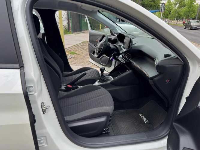 PEUGEOT 208 DIESEL 1.5 MEC 6 VEL SOLO 45.000 KM VER EN LAS CONDES 2022