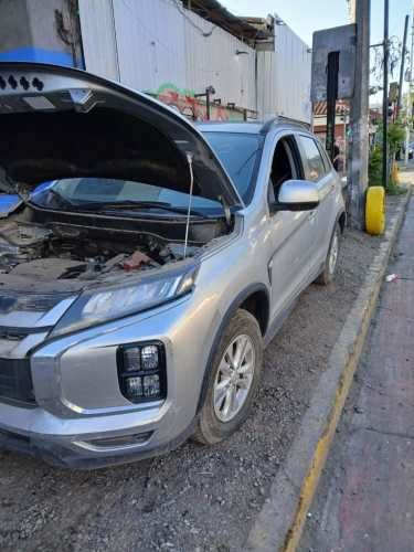 Mitsubishi axs año21 en desarme