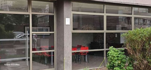 Depto 2D/1B + estacionamiento — Excelente conectividad (a pasos Metro Hospitales) — Independencia