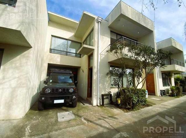 CASA EN CONDOMINIO EN CENTRO DE TALCA (134246)