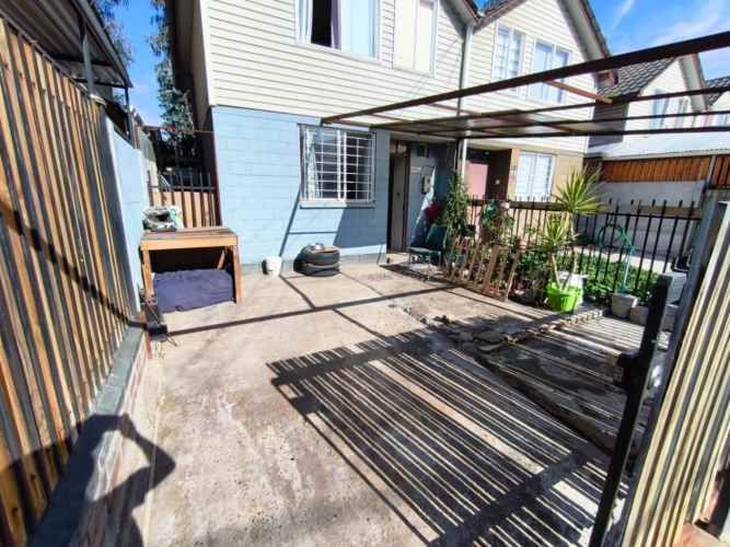 Casa en venta c/ estacionamiento en El Trébol