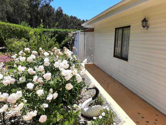 Còmoda casa con vista al mar