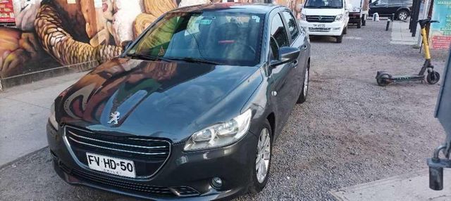 Peugeot 301 Diesel año 2013