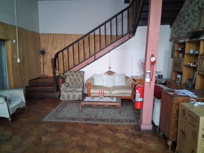 ARRIENDO DE EXCELENTES PIEZAS AMUEBLADAS.