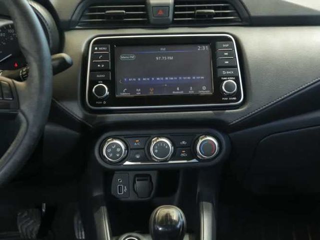 Nissan Versa 2023 Versa Mt 1.6