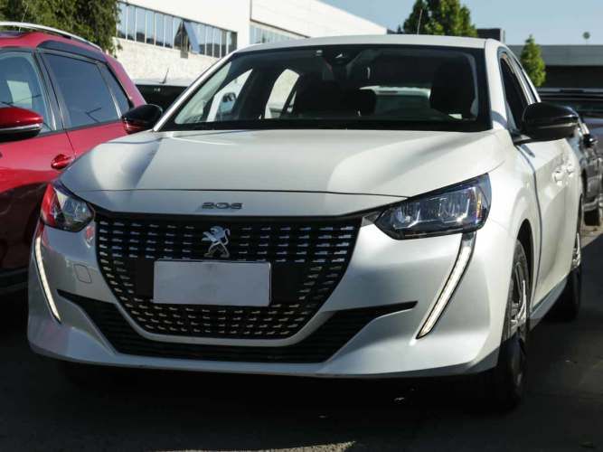 Peugeot  Active 1.2 Aut