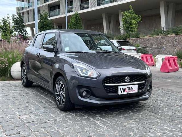SUZUKI SWIFT GLX PLUS 1.2 MT 2023