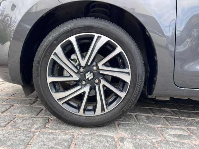 SUZUKI SWIFT GLX PLUS 1.2 MT 2023