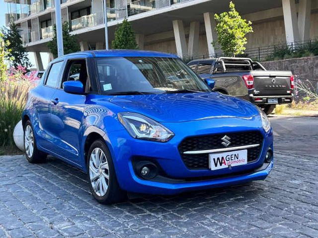 SUZUKI SWIFT HÍBRIDO 1.2 MT 2023