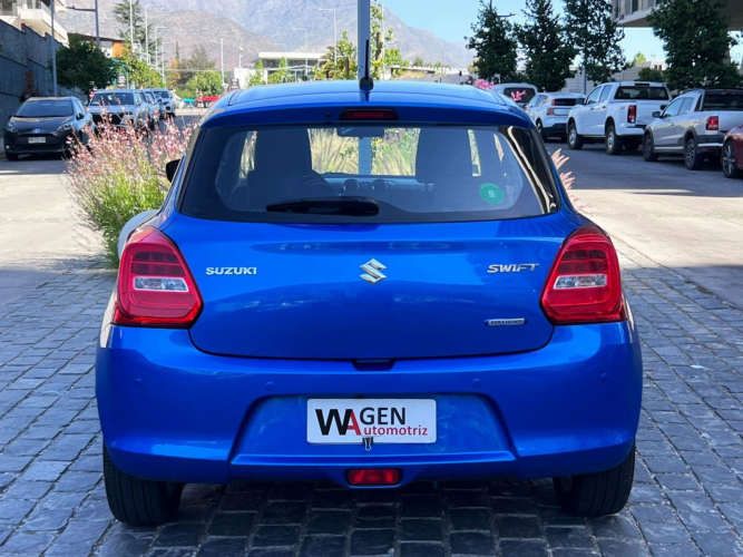 SUZUKI SWIFT HÍBRIDO 1.2 MT 2023