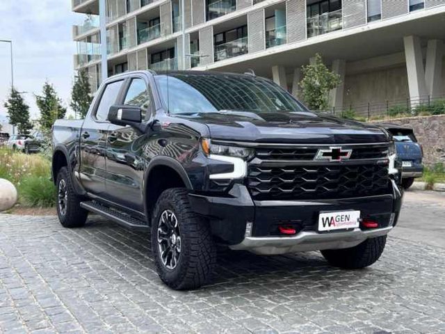 CHEVROLET SILVERADO ZR2 2024
