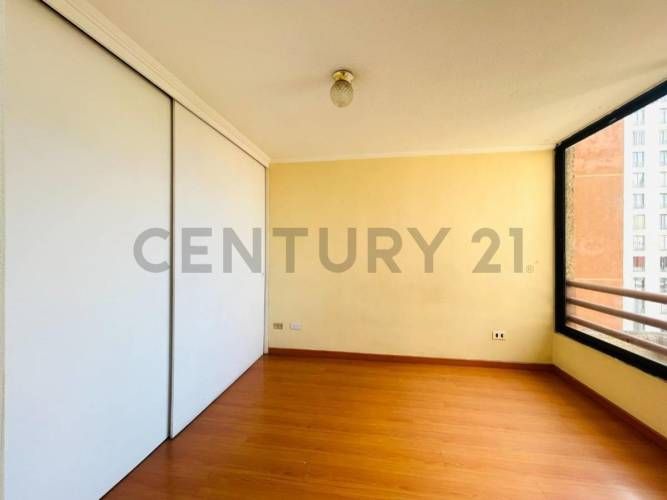 Se Arrienda departamento Metro Moneda, Santiago