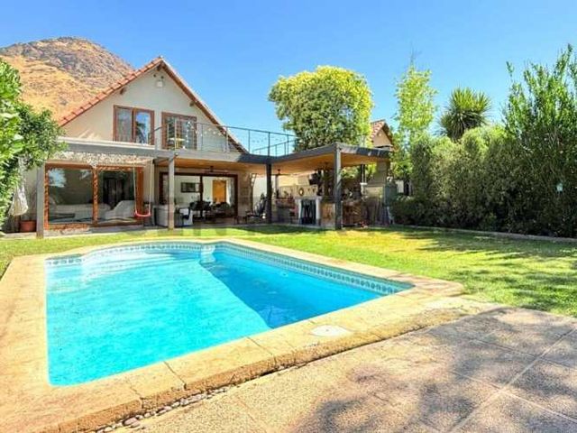 Casa en venta El Umbral de Chicureo