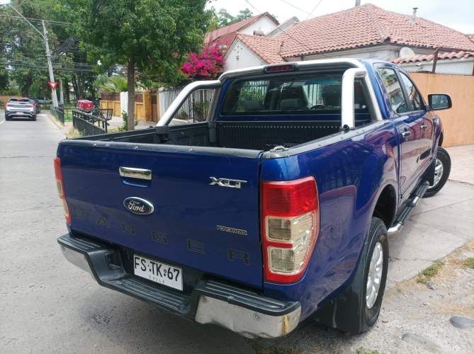 Ford Ranger XLT unico dueño