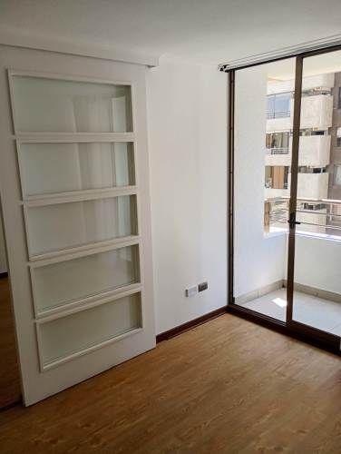 ARRIENDO DEPARTAMENTO IMPECABLE