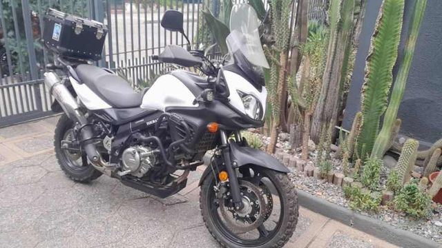 Susuki V-strom DL  650