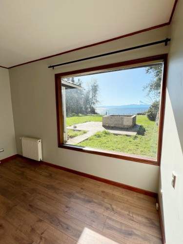 CASA EN SECTOR MOLINO VIEJO 5D/4B C/VISTA LAGO Y VOLCANES