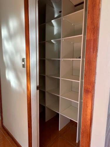 CASA EN SECTOR MOLINO VIEJO 5D/4B C/VISTA LAGO Y VOLCANES