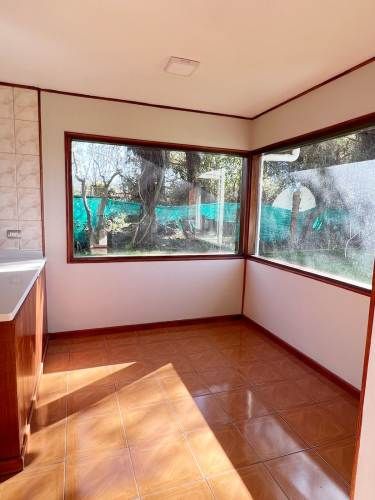 CASA EN SECTOR MOLINO VIEJO 5D/4B C/VISTA LAGO Y VOLCANES